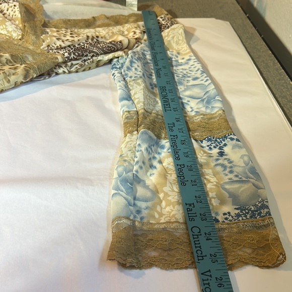 Selene Sport top and skirt size medium - Picture 10 of 16